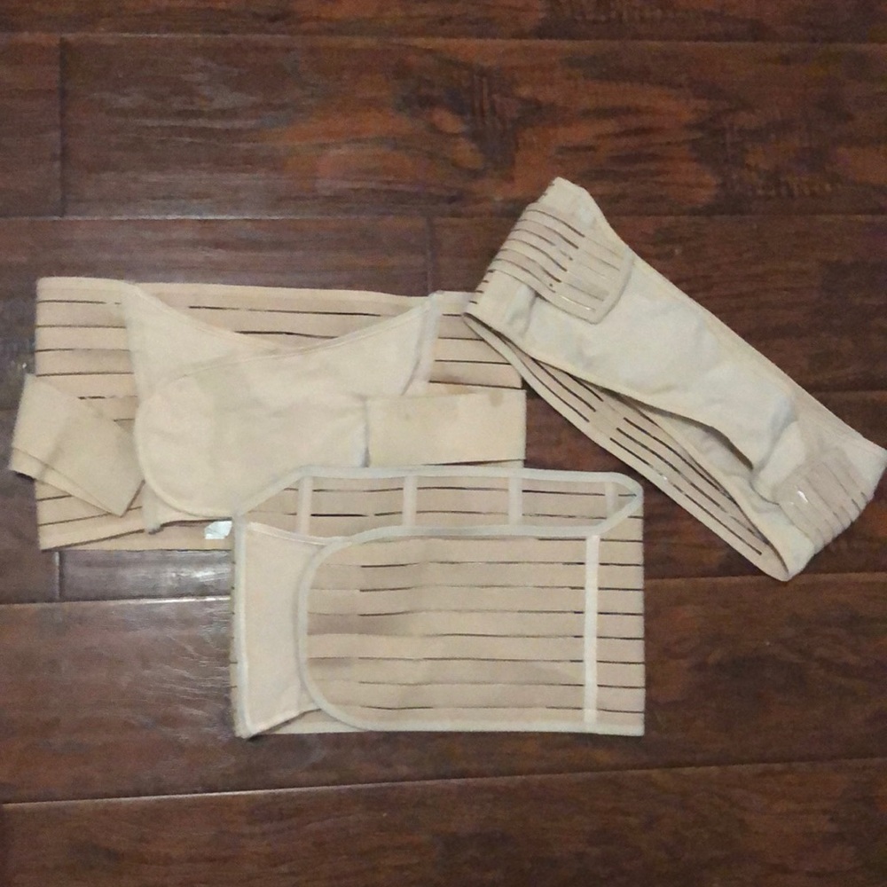 🌻3/$15 Three piece maternity and postpartum support band